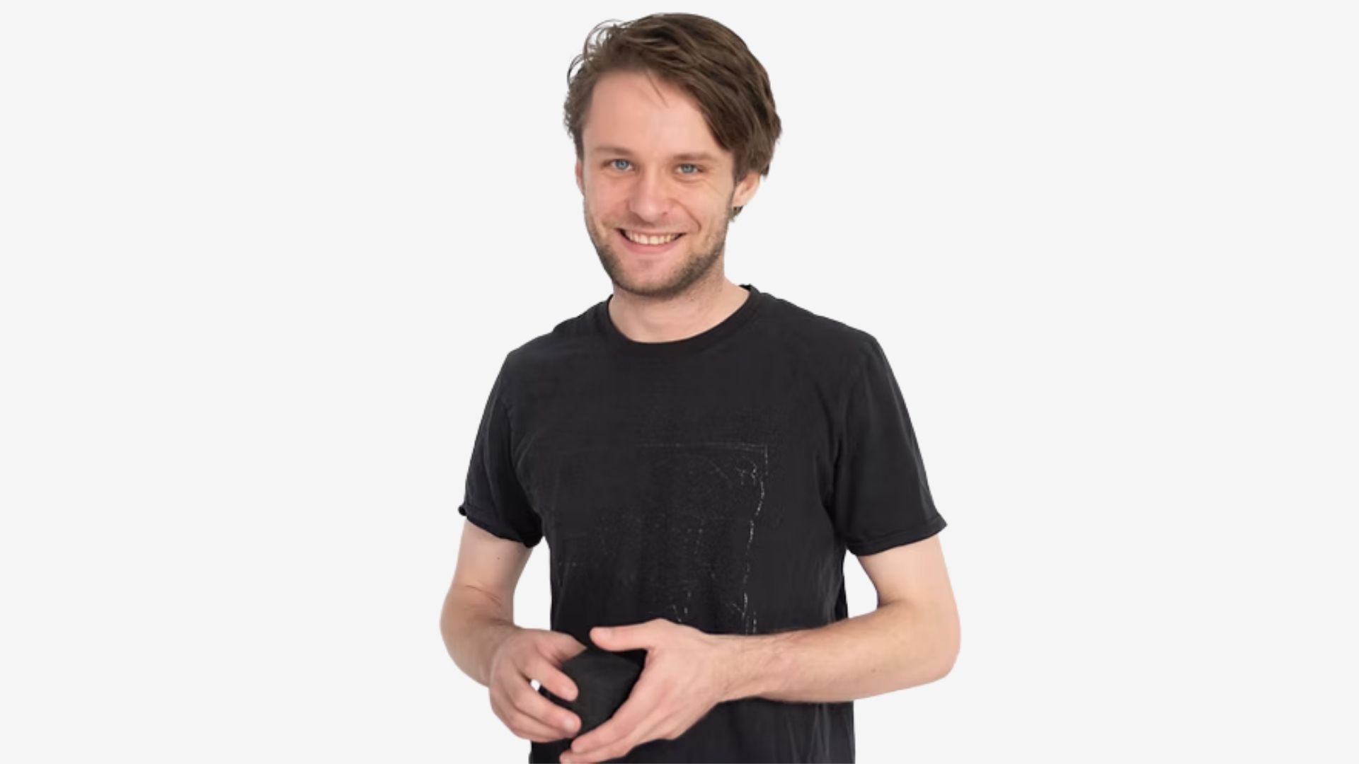 Carbon-Cell-Operations Associate-Louis-Wood